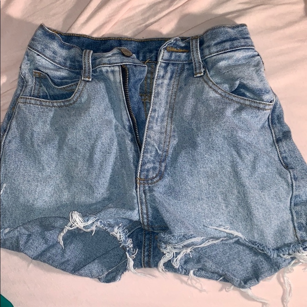 Light wash high waisted denim shorts